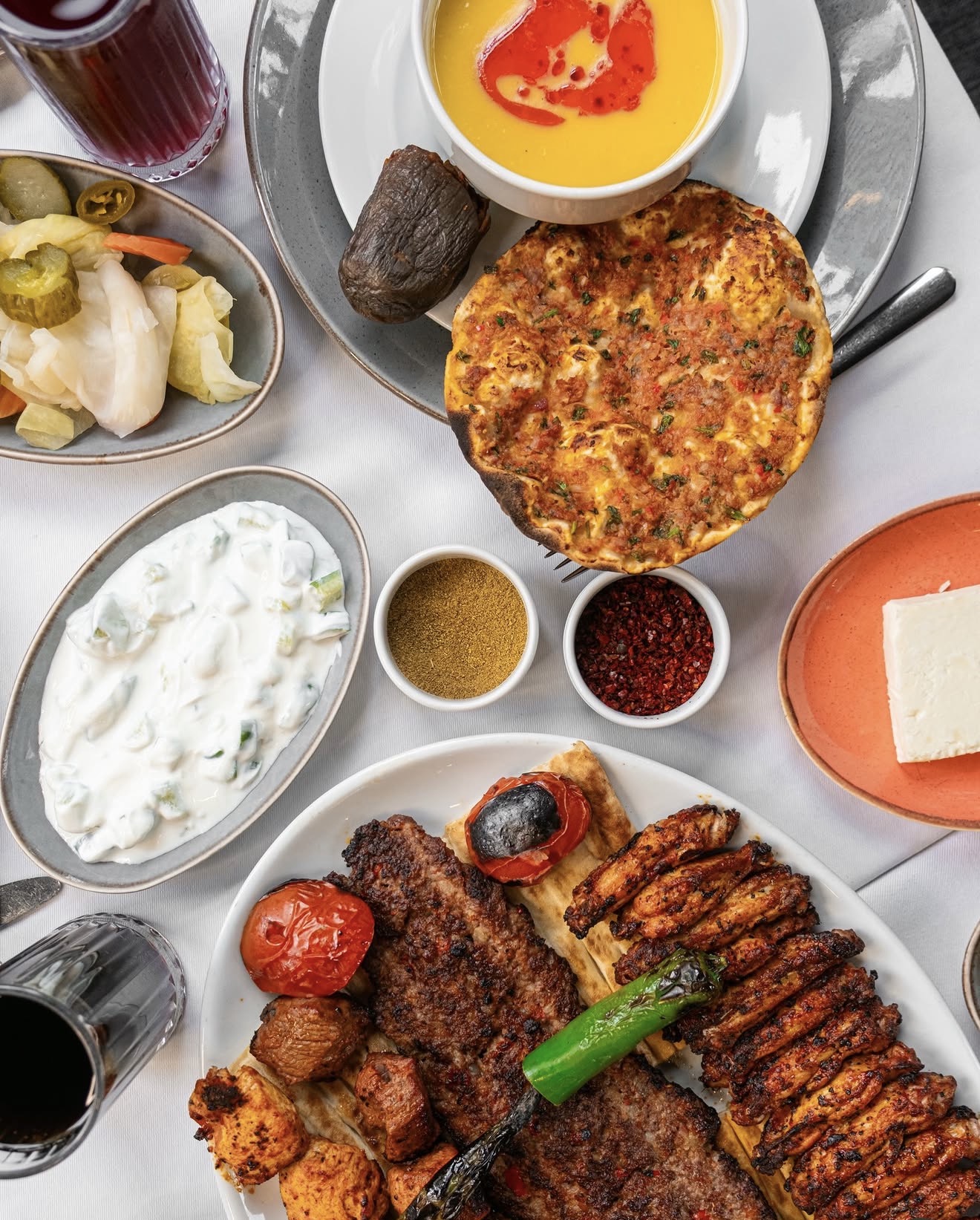 Adana Dostlar Kebap mekân fotoğrafı