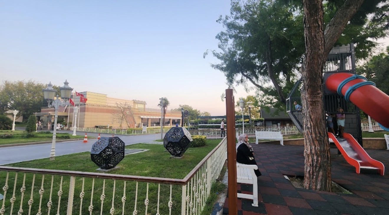 İBB Florya Sosyal Tesisleri Restoranı mekân fotoğrafı