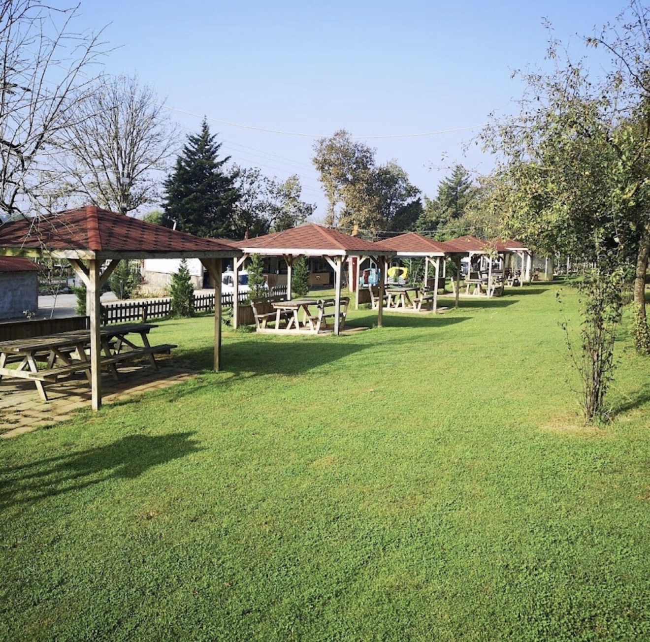 Mimoza Park