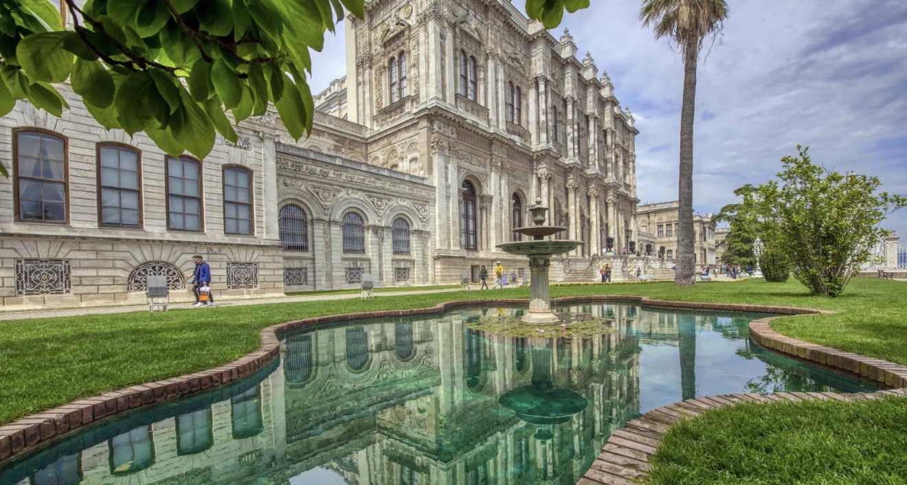 Dolmabahçe Sarayı mekân fotoğrafı