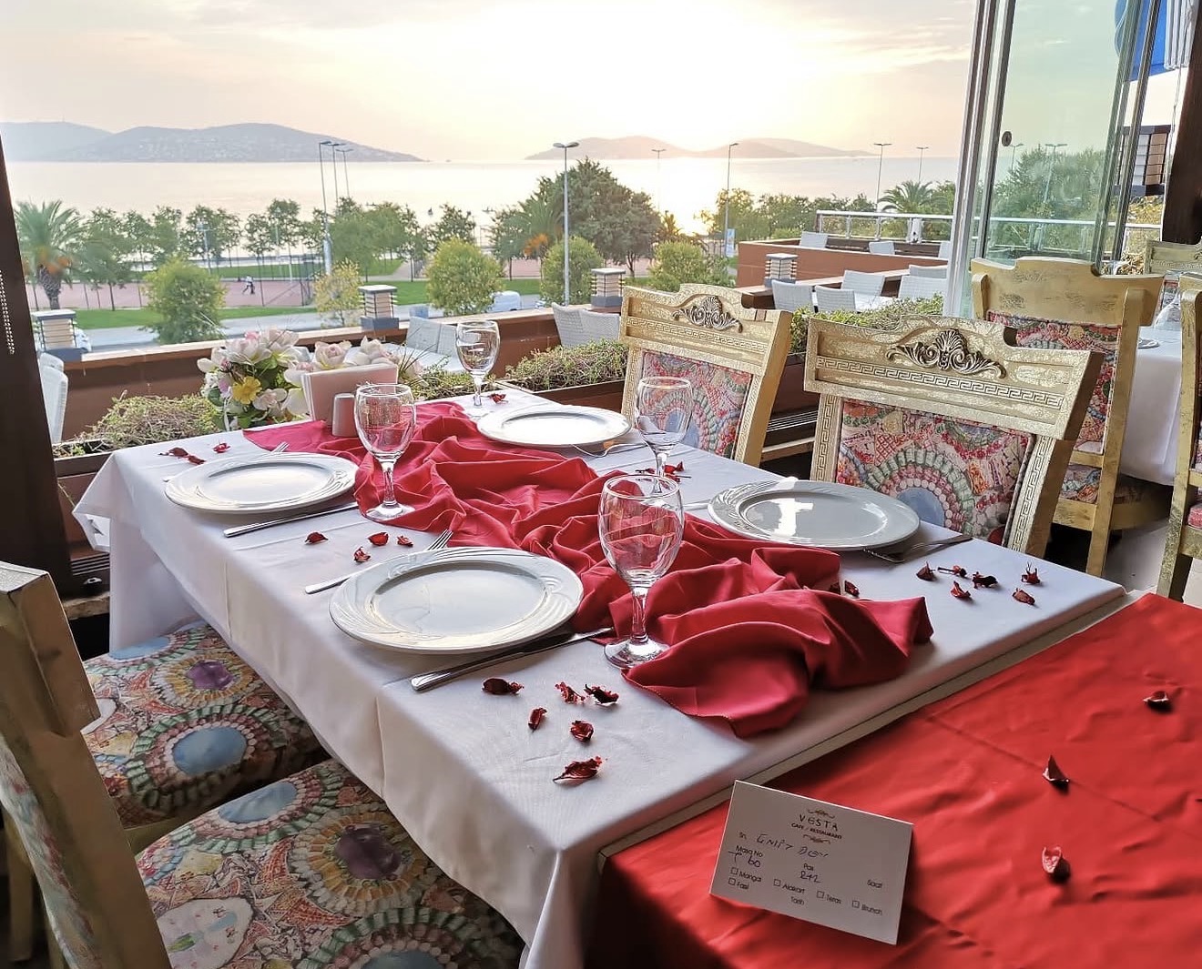 Vesta Restaurant mekân fotoğrafı