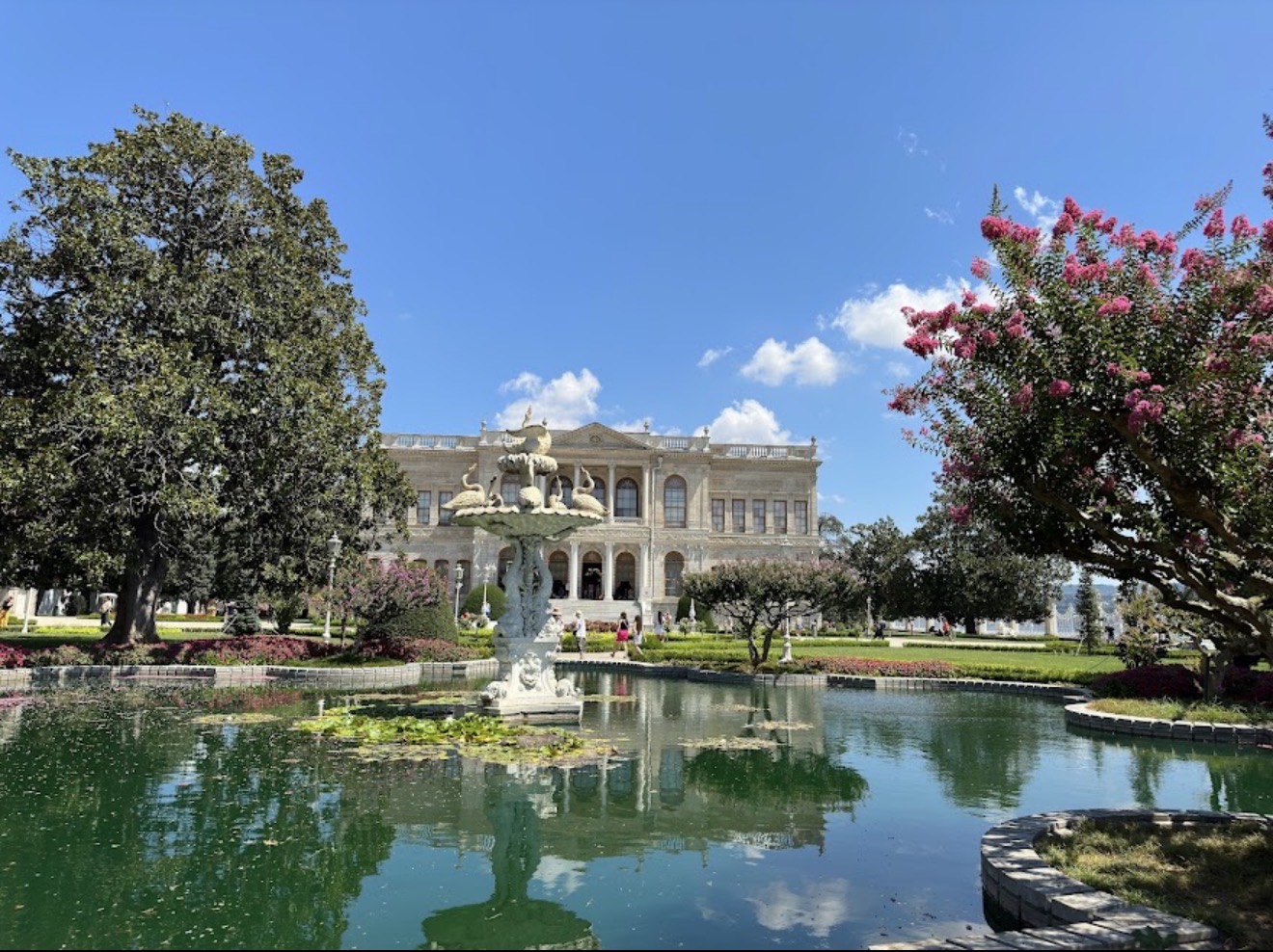 Dolmabahçe Sarayı mekân fotoğrafı