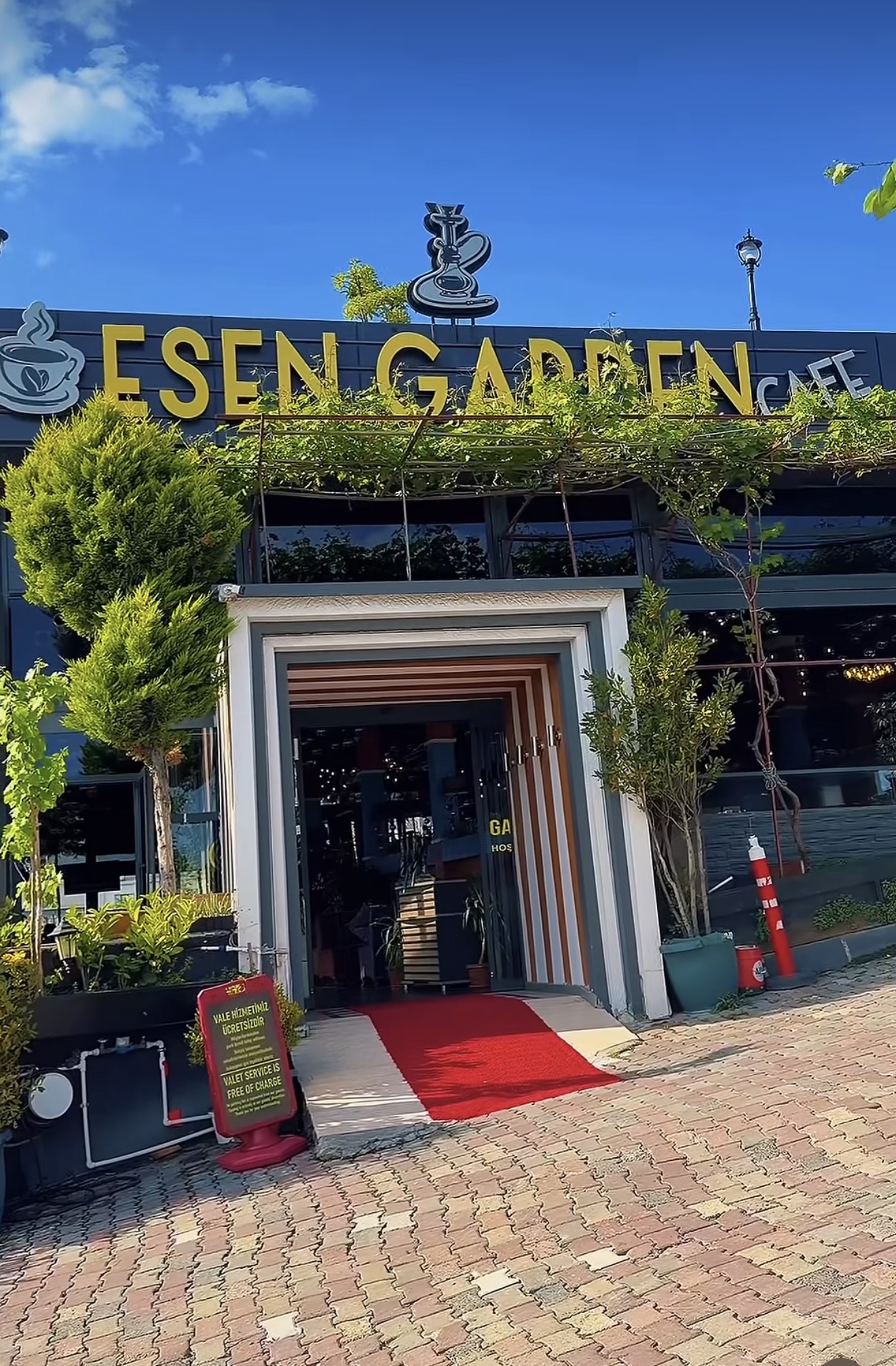 Esen Garden Cafe Restaurant