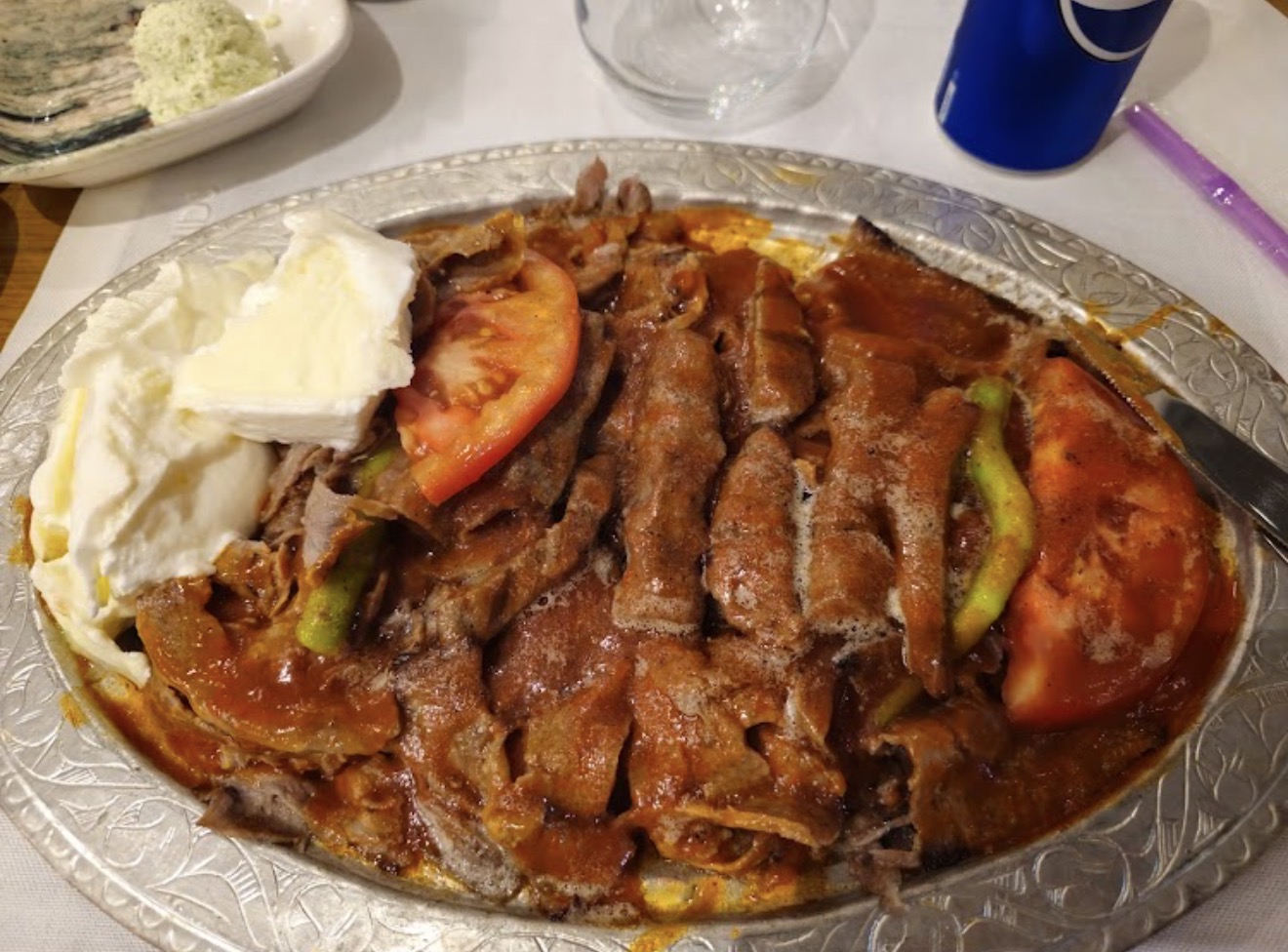 Sait İskender İstinye Şubesi mekân fotoğrafı