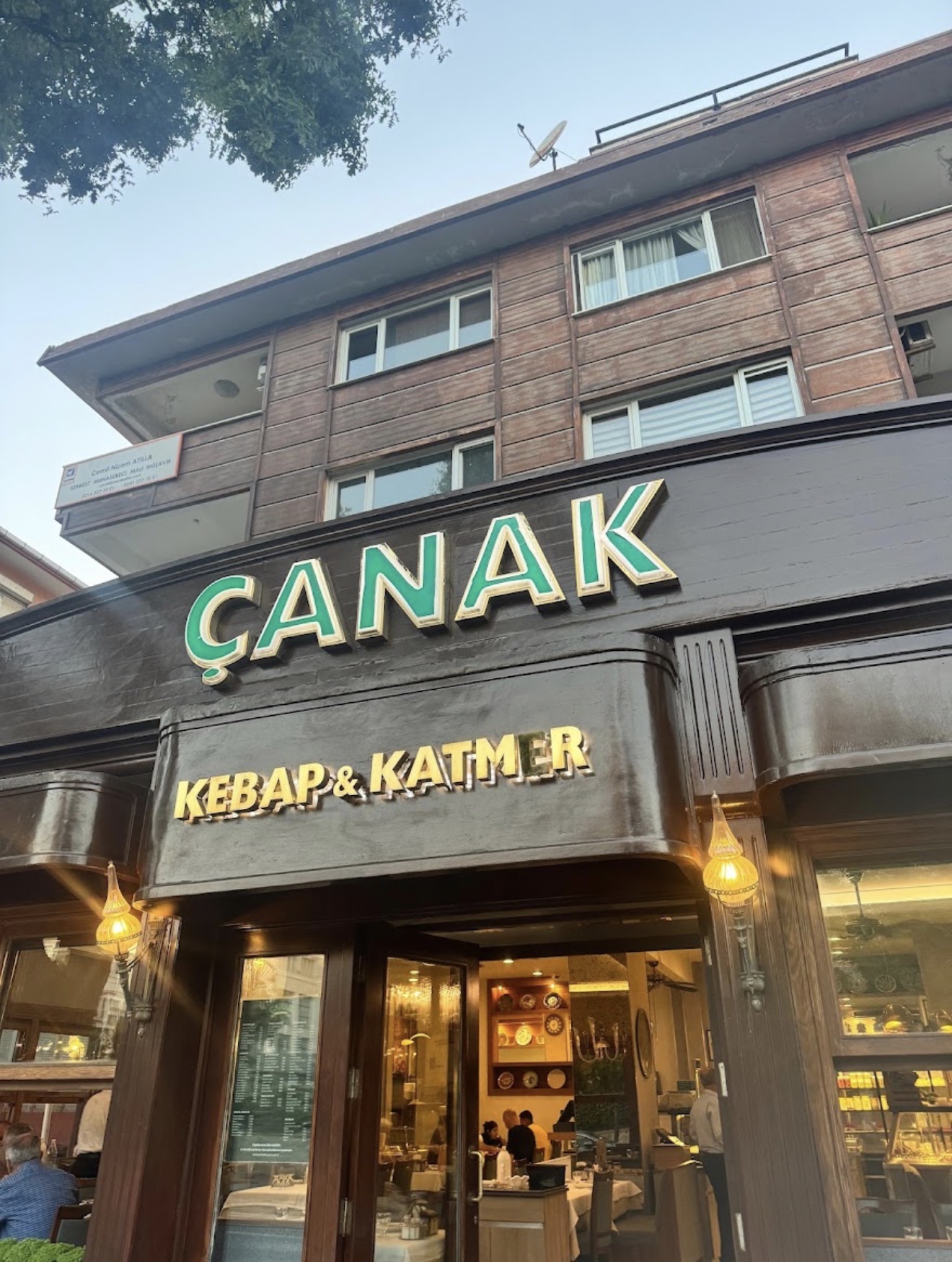Çanak Kebap & Katmer – Acıbadem